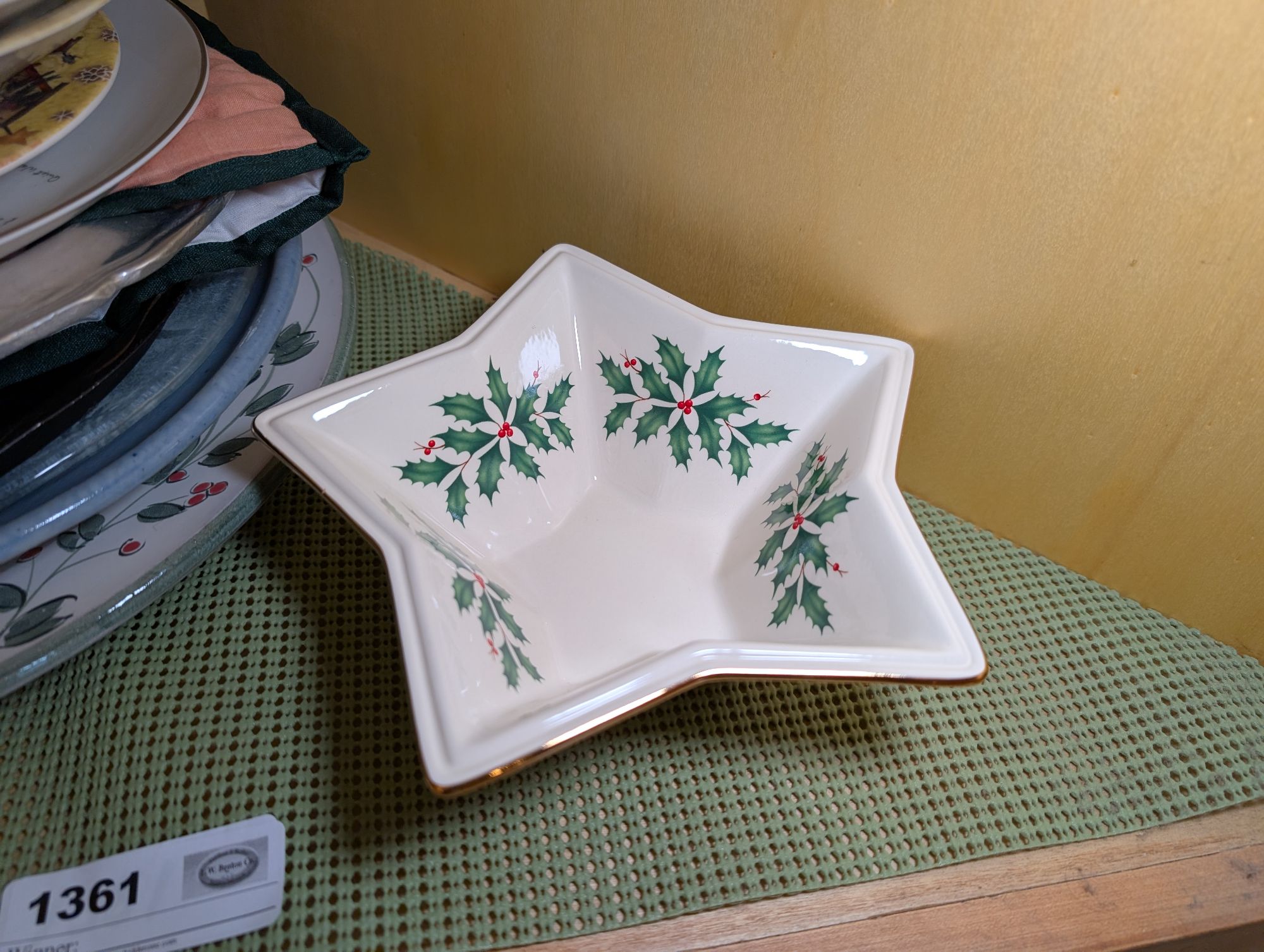 Lot image 2