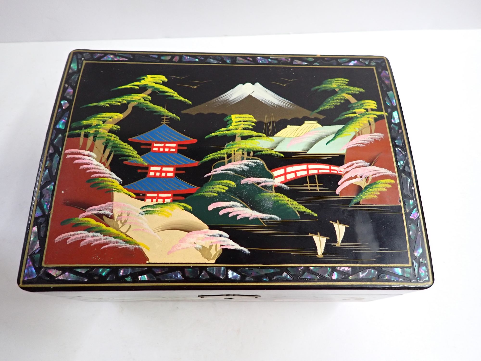 Lot image 3