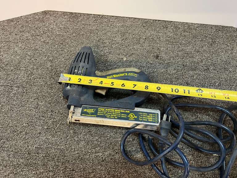 Arrow ET 200, Nail Master 2 electric brad gun, powers up, see pictures for details.