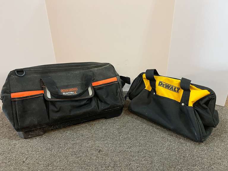 Black & Decker and DeWalt tool bags, see for details.