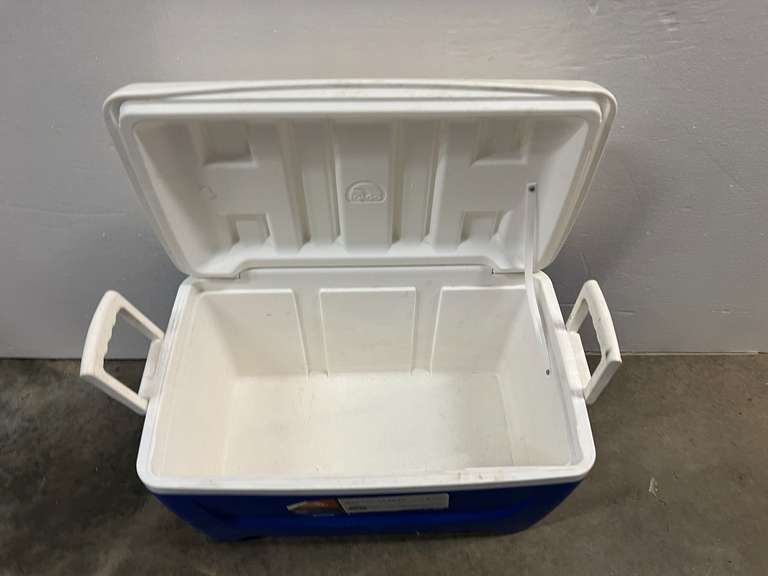 Igloo 48 qt cooler, see pictures for details.