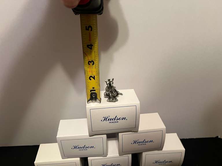 BR4… Hudson pewter figurines, six boxes, see pictures for details.