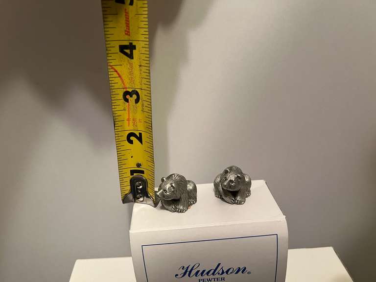 BR4… Hudson pewter figurines, six boxes, see pictures for details. L