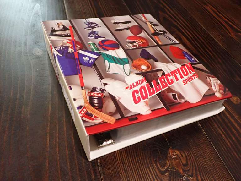 LARGE BINDER OF 1987 TOPPS & TOPPS UPDATE BASEBALL CARDS