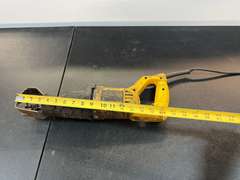 DeWalt VS reciprocating saw, powers up, see pictures for details.