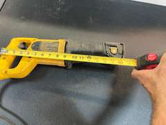 DeWalt 304P VS reciprocating saw, powers up, see pictures for details.