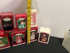 BR4… Tub of assorted Hallmark Barbie ornaments, see pictures for details.