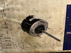 Packard-43727B condenser fan motor, appears to still be new in the box, see pictures for details.