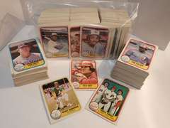 LARGE COLLECTION OF 1981 FLEER BASEBALL CARDS