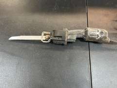 Kobalt reciprocating saw, powers up, see pictures for details.