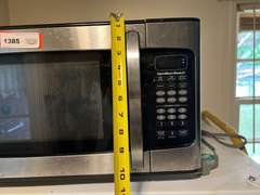 Utility… Hamilton Beach microwave, powers up, see pictures for details.