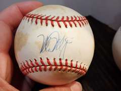 NATIONAL/MAJOR LEAGUE BASEBALLS-2 ARE AUTOGRAPHED