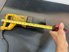 DeWalt DW310 VS reciprocating saw, powers up, see pictures for details.