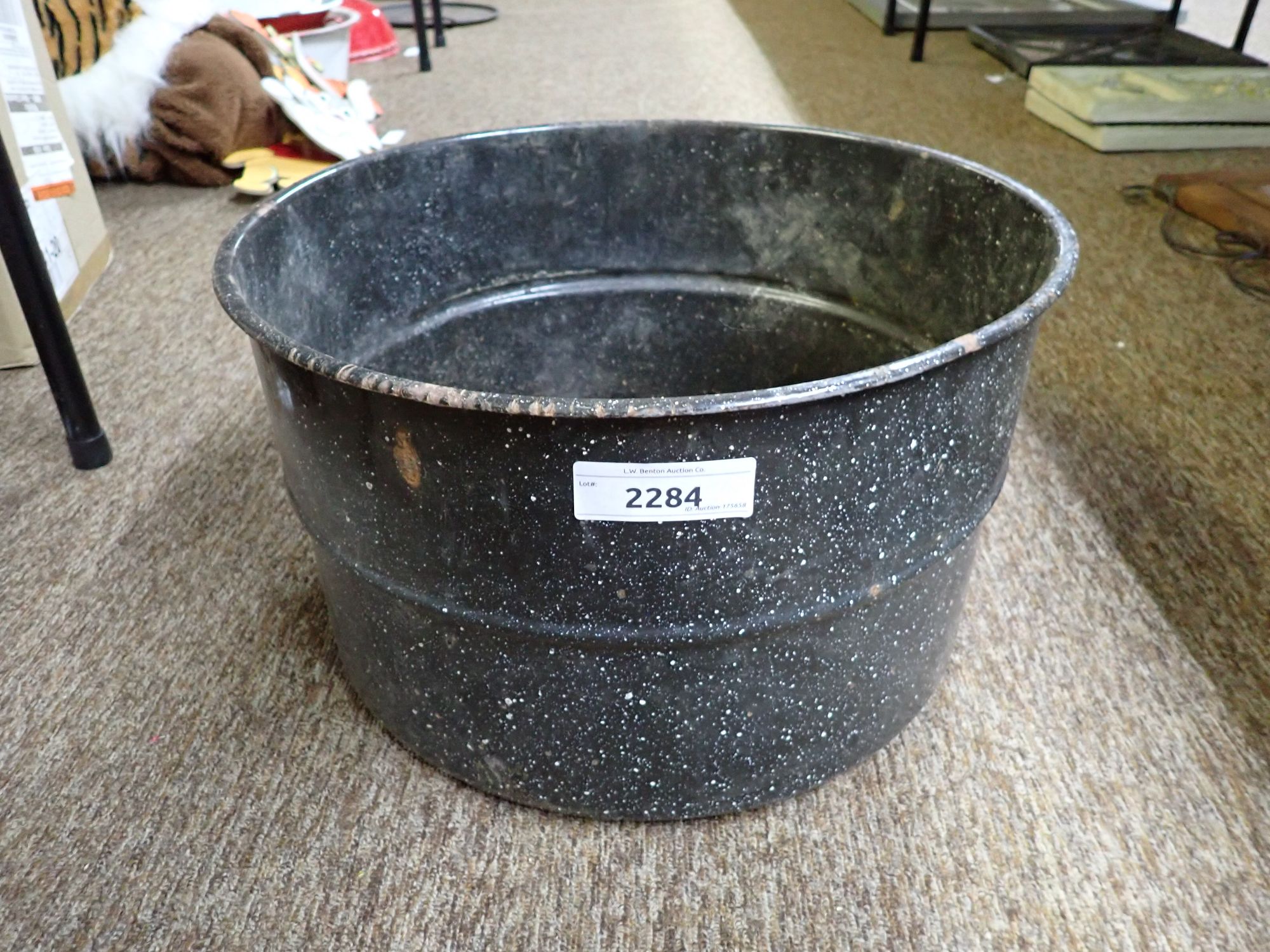 Lot image 1