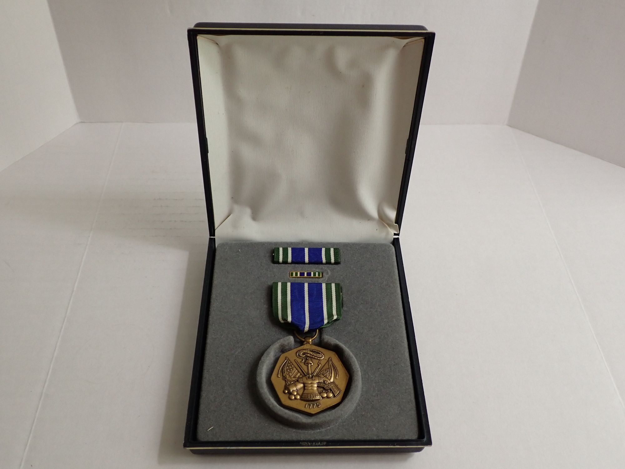 Lot image 1