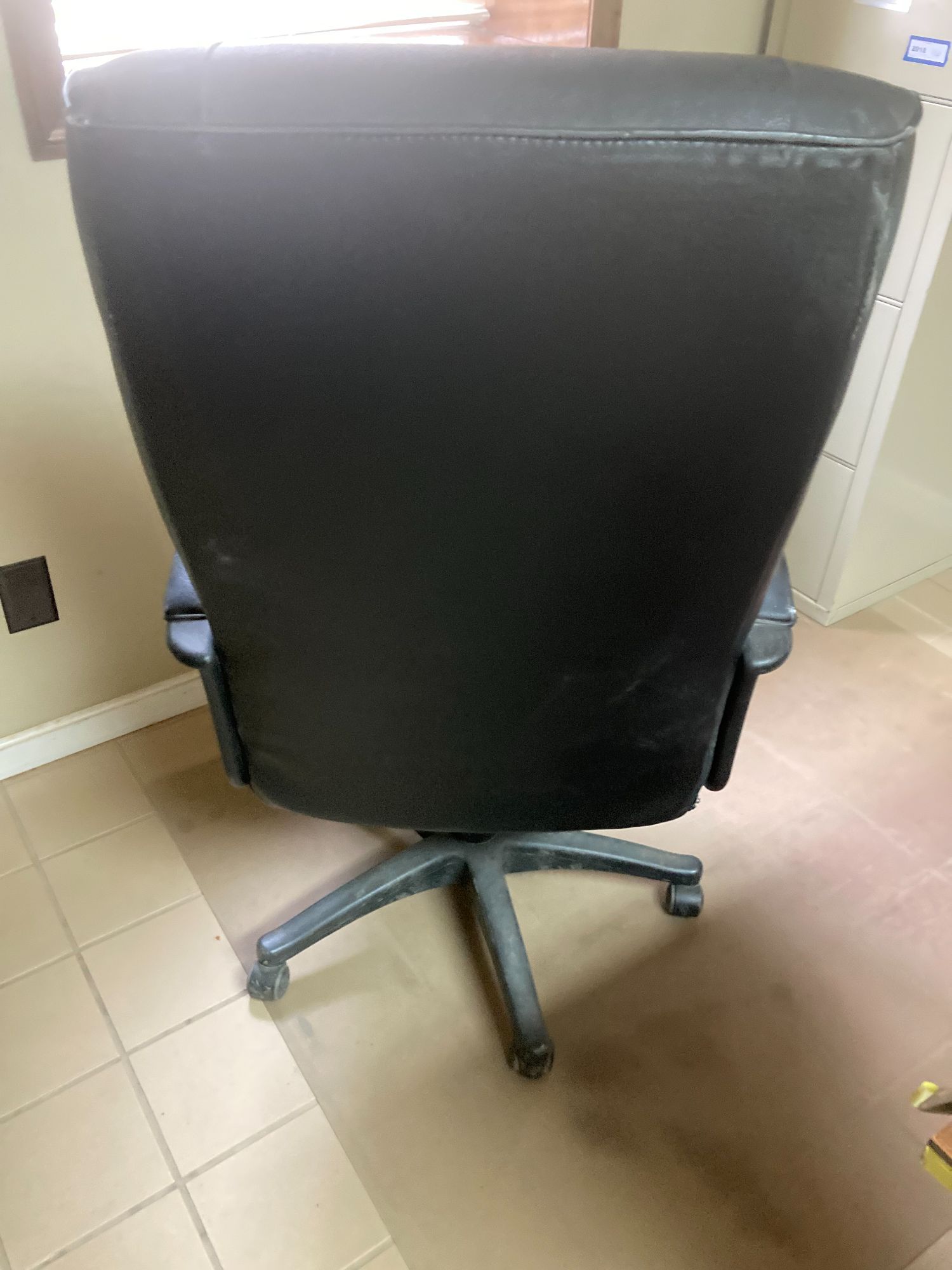 Lot image 2