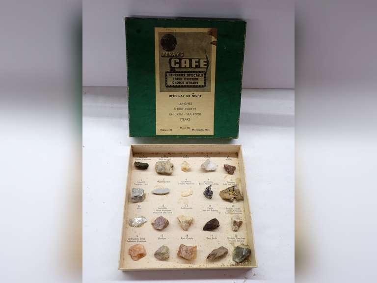 Display of Rocks & Minerals