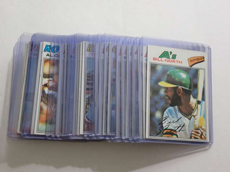1977 TOPPS BASEBALL CARDS