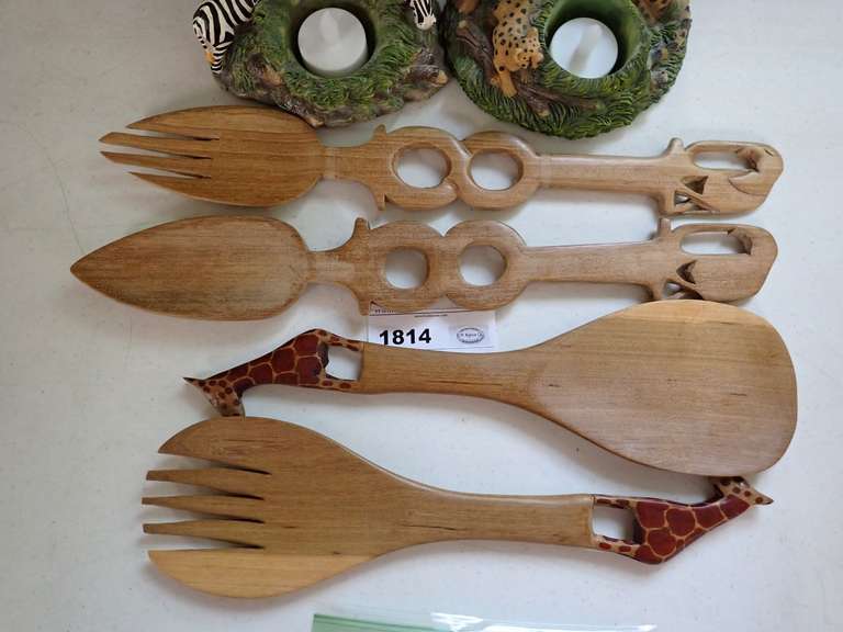 Safari Theme Decor and Utensil Lot