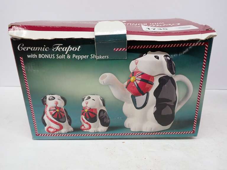 Ceramic Teapot with Salt & Pepper Shakers