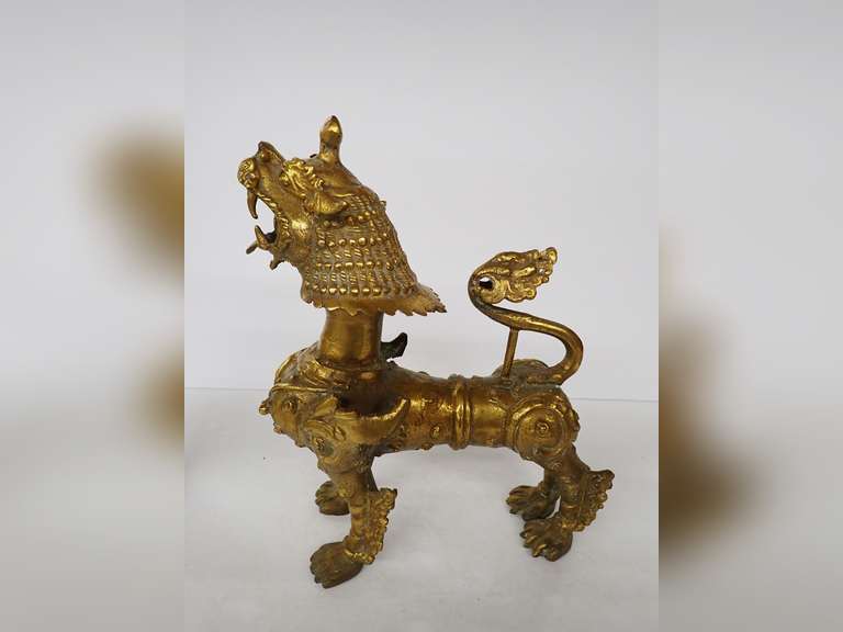 Ornate Metal Foo Dog Statue - Very Heavy