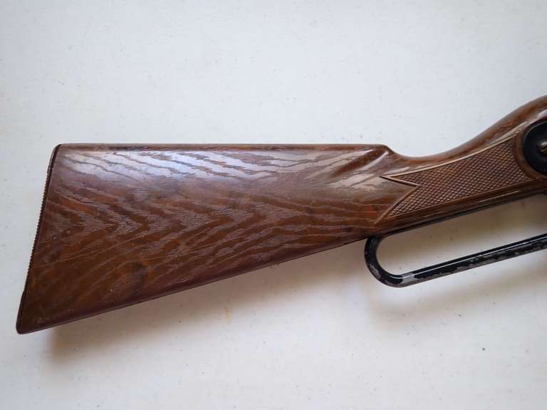 Daisy BB Gun
