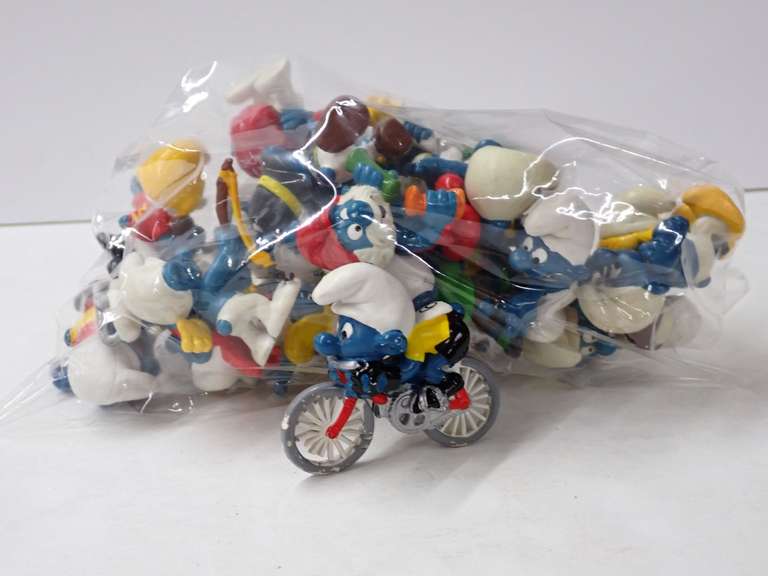 Vintage 70s & 80s Schleich Smurf Figurines