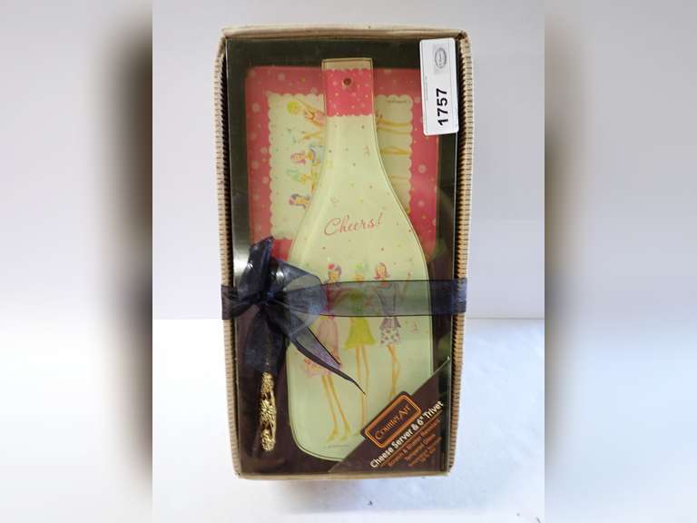CounterArt Cheese Server & 6" Trivet