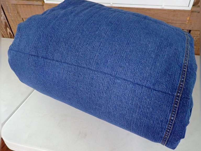 Tommy Hilfiger Blue Denim Comforter - Appears to be Twin Size