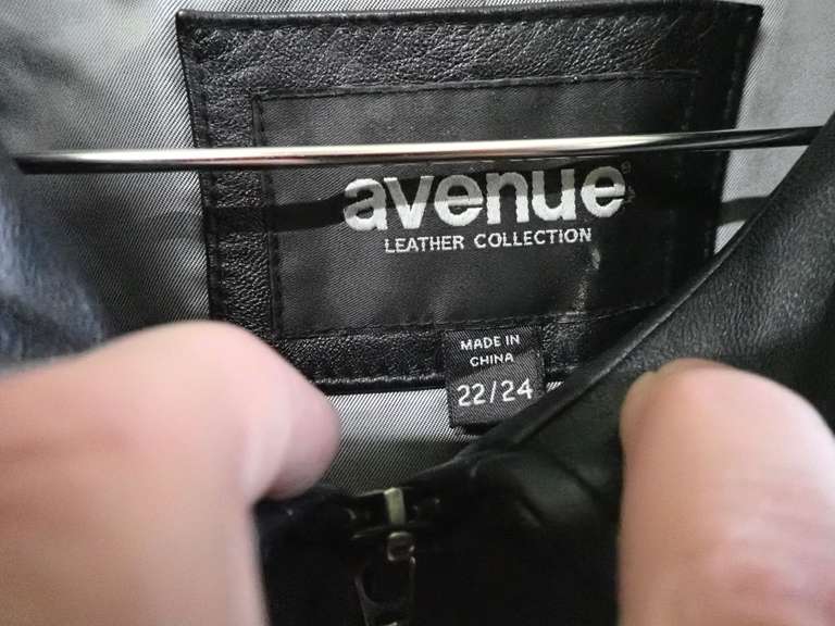 Avenue Leather Collection Black Leather Jacket, Size 22/24
