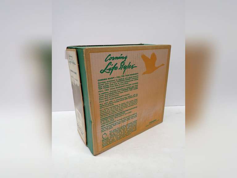 Corning Ware Life Styles 3-QT Covered Casserole with Duck Design in Original Box