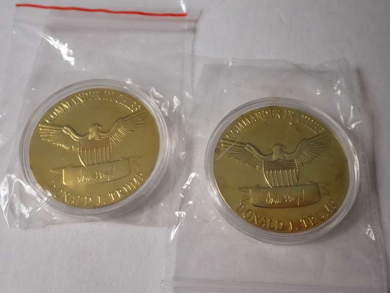 (2) 2020 DONALD TRUMP NOVELTY COINS