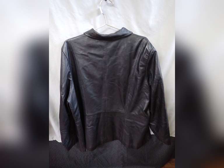 Avenue Leather Collection Black Leather Jacket, Size 22/24