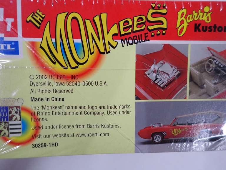 Factory Sealed The Monkees Mobile Barris Kustom 1:25 Scale Plastic Model Kit