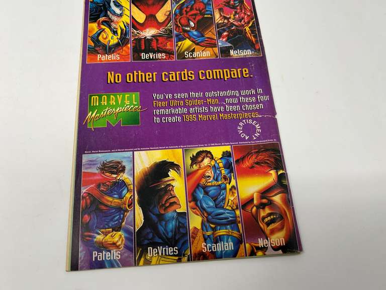 Marvel Spider-Man comic book "Sandbagged! Untold Tales of Spider-Man", the outer cover is loose, see pictures for details.