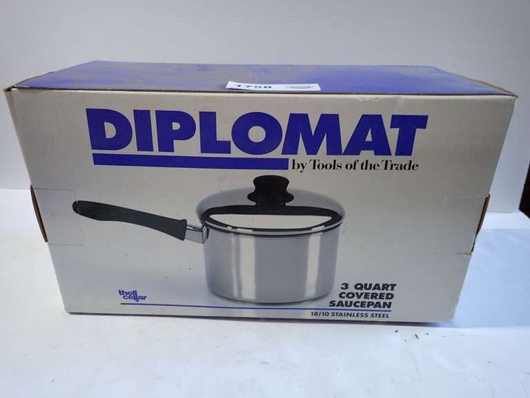 Diplomat Tools of the Trade 3 Quart Stainless Steel Covered Saucepan