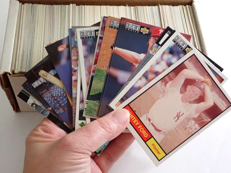 460+/- UNSEARCHED/UNSORTED BASEBALL CARDS