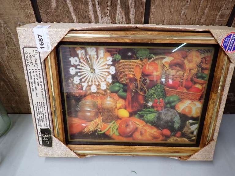 Dynasty Quartz Floating Clock Dial with Fruit Still Life