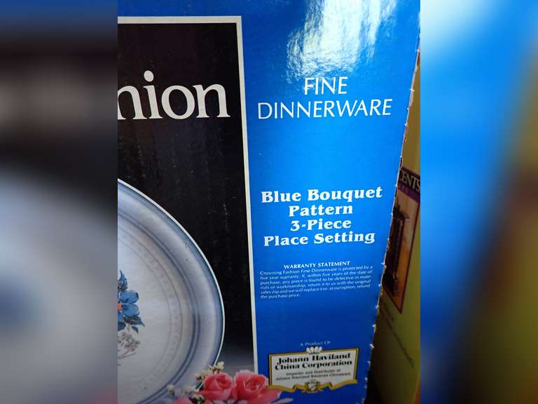 Crowning Fashion Fine Dinnerware, Blue Bouquet Pattern, 3-Piece Place Setting