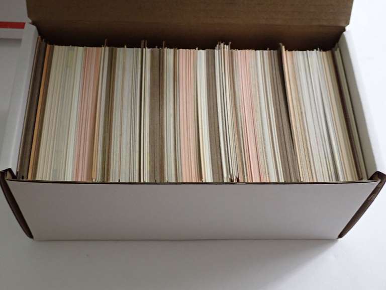 400+/- UNSEARCHED/UNSORTED BASEBALL CARDS