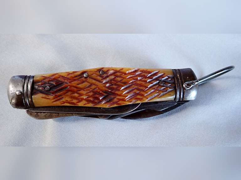 Multi-Tool Pocket Knife