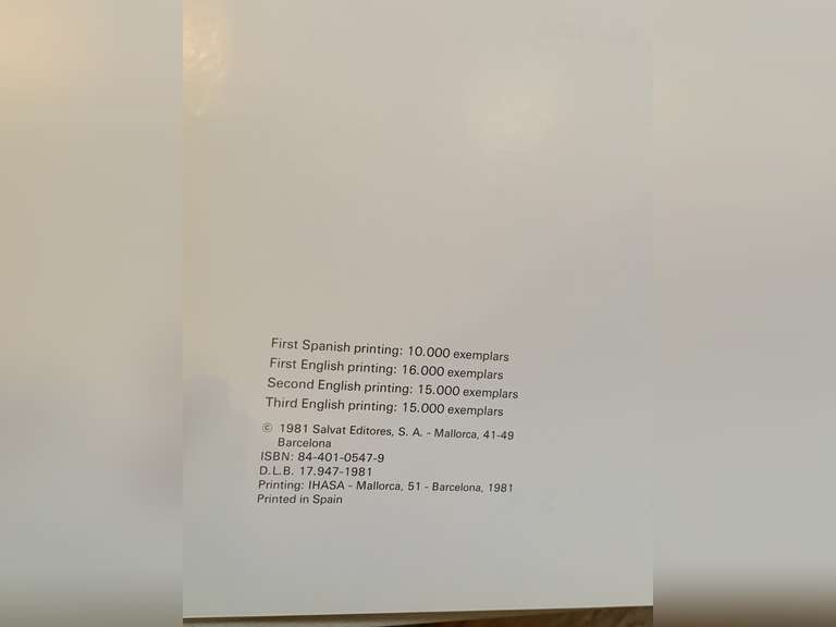 1981 "LLADRO" THE ART OF PORCELAIN HARDBACK BOOK - MASTER BED CLOSET 2