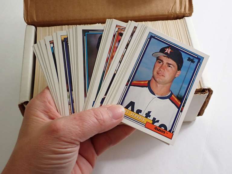 375+/- TOPPS BASEBALL CARDS 1992 & 1993