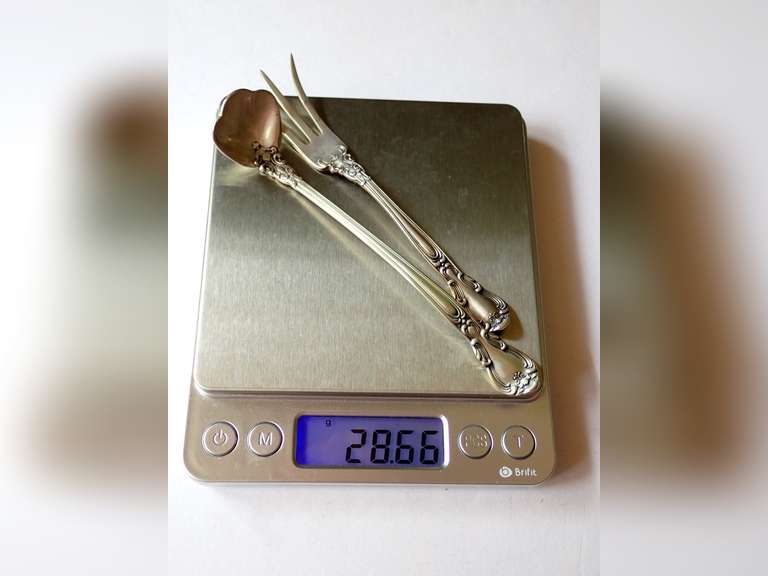 GORHAM STERLING SILVER LEMON FORK AND CREAM LADLE IN FELT POUCH - 28.66 grams
