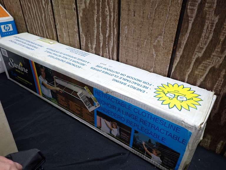 Sunline Retractable Clothesline Model 15-7