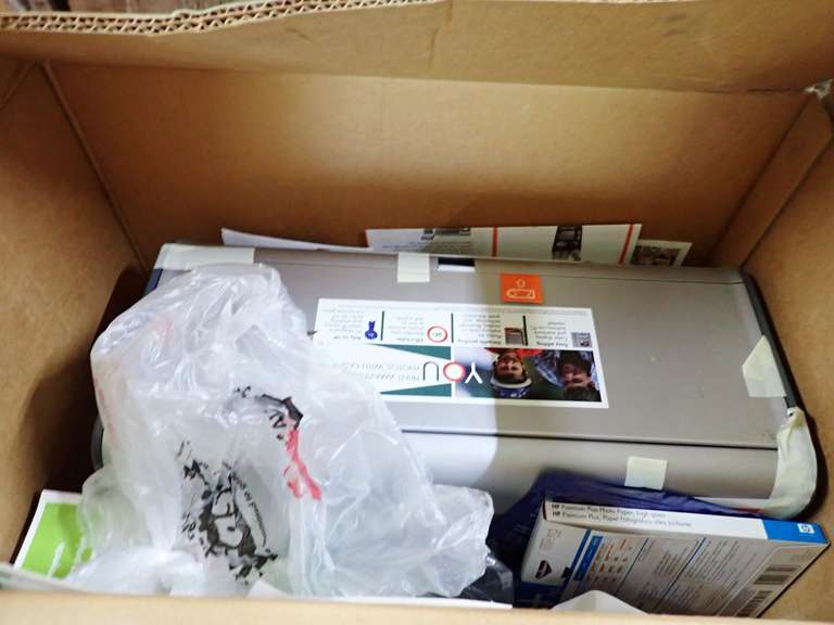 HP Home Photo Studio M407 Digital Camera & Photosmart 8050 Printer - Please come to inspection to verify box contents - Open Box