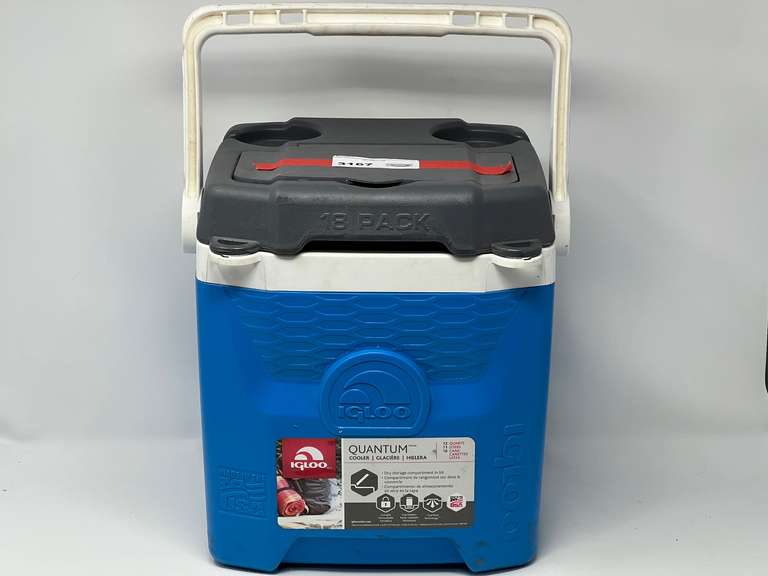 Igloo Quantum 12 qt cooler, see pictures for details.