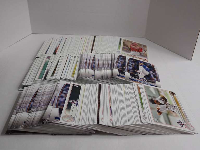 UNSEARCHED BASEBALL SPORTS CARDS