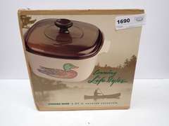 Corning Ware Life Styles 3-QT Covered Casserole with Duck Design in Original Box