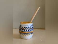 VINTAGE HANDMADE SPANISH HONEY POT SIGNED 3" TALL X 2 1/4" WIDE - DINETTE